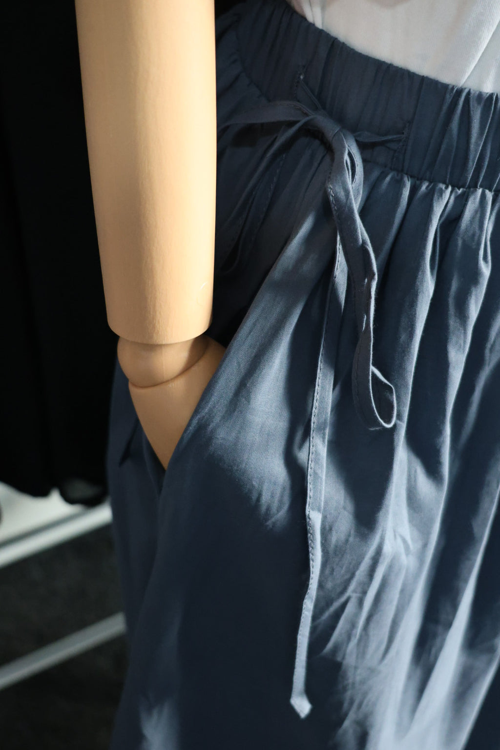 Women’s 100% Cotton Solid Colour Pocket Skirt